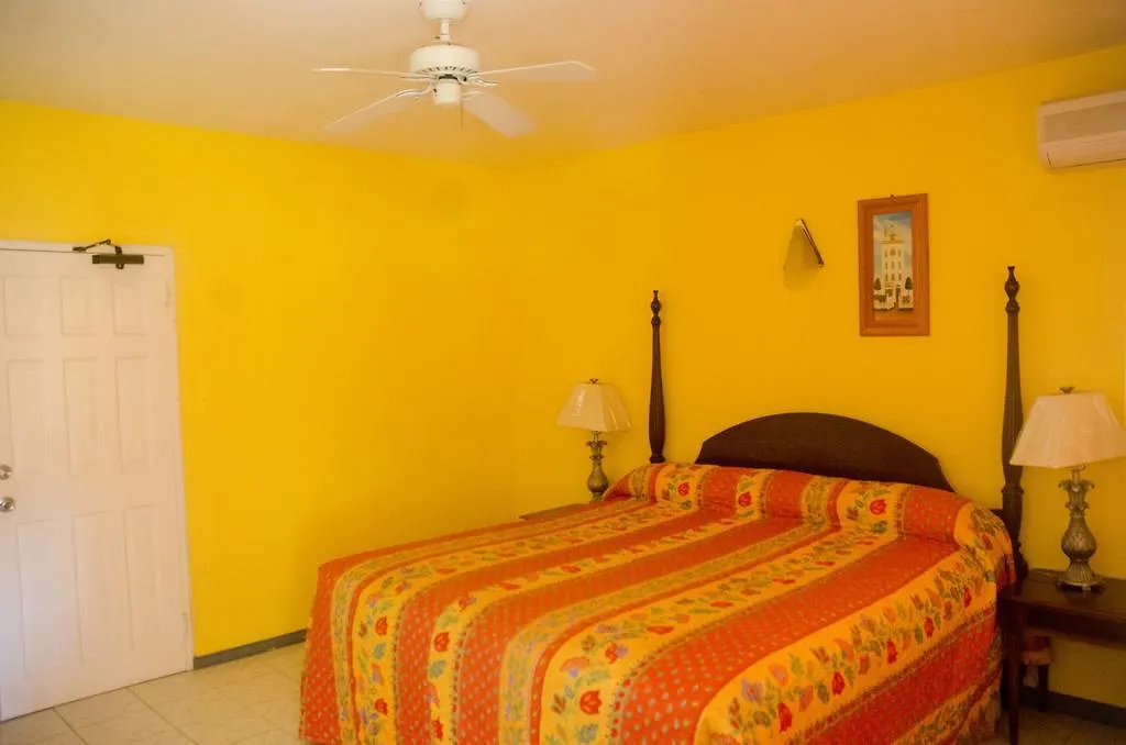 Guest House Villa Royal Montego Bay 3*,  Jamaïque